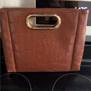 Chic Brown Crocodile-Embossed Clutch